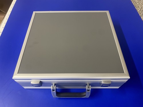 Small silver flight case with - flight,