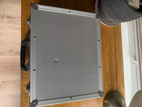 Medium large hard aluminium - medium,