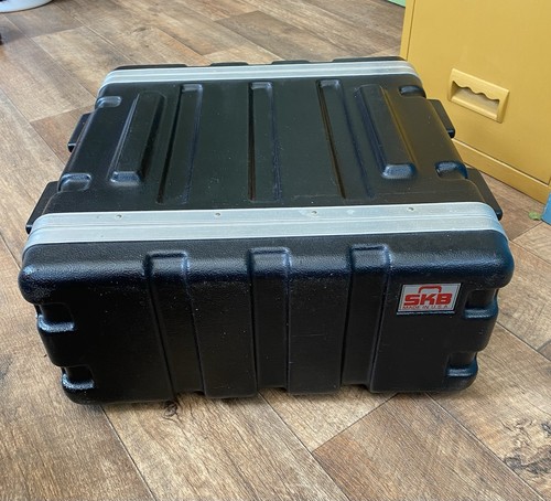 Skb rack mount flight case - skb,