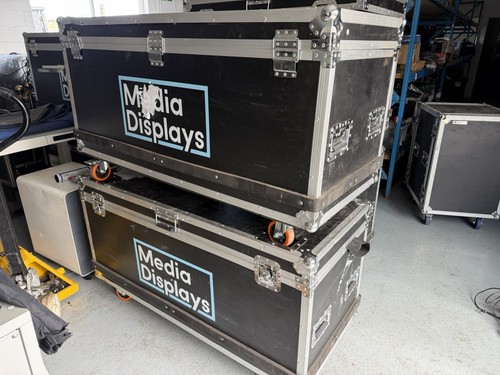 Flight cases - flight,