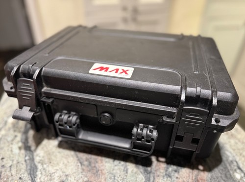 Max waterproof photography - max,