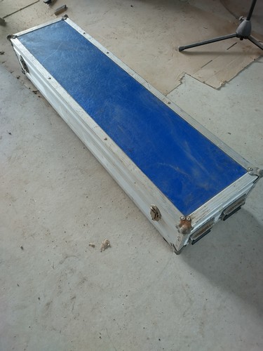 Music equipment flight case - equipment,